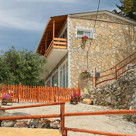 Villa- Nefeli Ferienhaus Agios Gordios (Corfu)